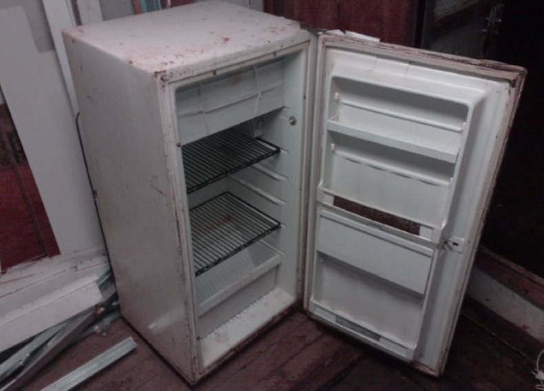Eski buzdolabı