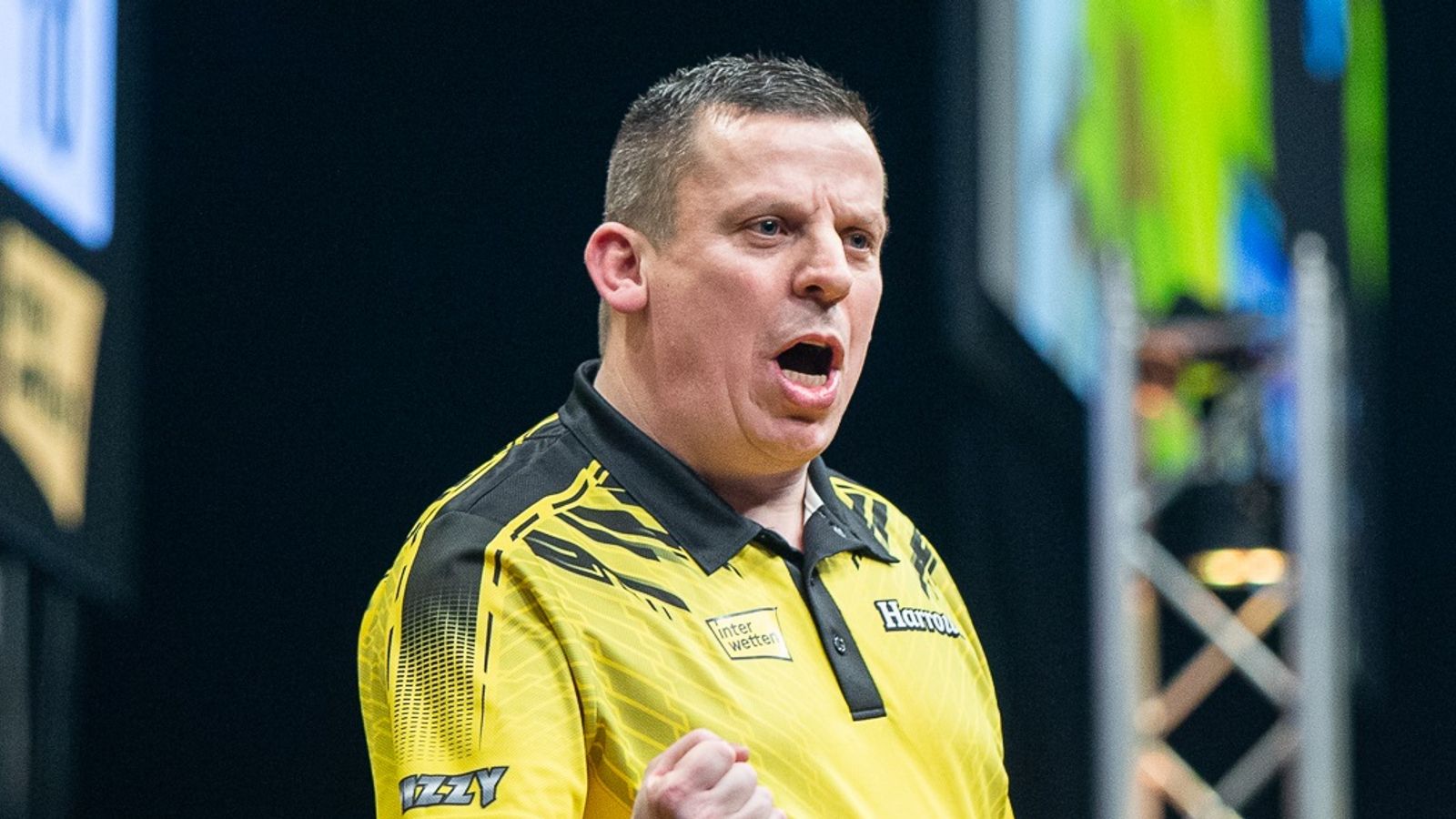 Dave Chisnall memenangkan gelar Tur Eropa keempat dengan kemenangan atas Luke Humphries |  Berita Dart